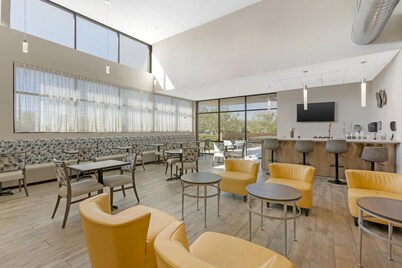 Best Western Plus Executive Residency Phoenix North Happy Valley