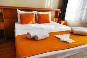 1 bedroom, Frette Italian sheets, premium bedding, in-room safe - Lebon Hotel Old City (Istanbul)