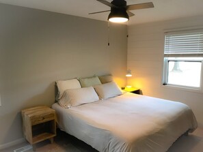 4 makuuhuonetta, silitysrauta/-lauta, Wi-Fi, vuodevaatteet