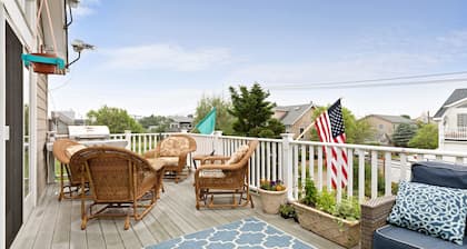 Kismet, Fire Island 4 bedroom family house "IMAGINE"