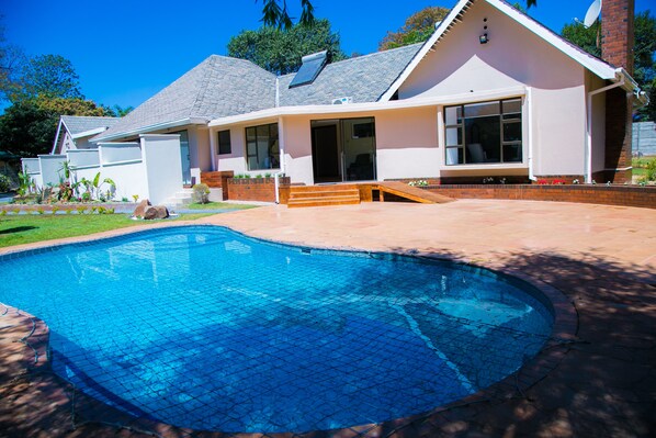 Fachada del alojamiento