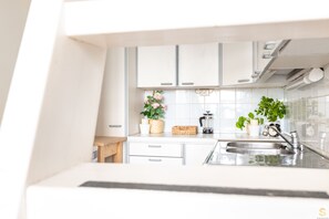 開放式客房 | 私人小型廚房 | 電冰箱、微波爐、洗碗機、咖啡機/沖茶器