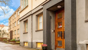 Property entrance - WeHost Topeliuksenkatu 3b B 27 (Helsinki)