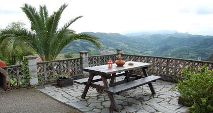 La Panera Blanca, a place with views.