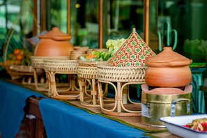 Daily local cuisine breakfast for a fee - A Day In Phetchabun (Phetchabun)