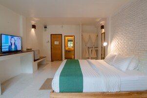 Standard Double Room | Free WiFi