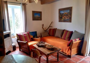 电视、乒乓球、书