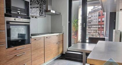 Spacious Modern Flat, 100 m2 in The Heart of City Center