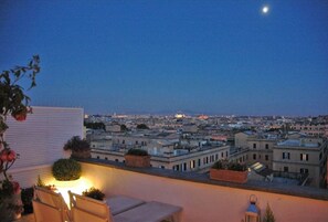 Property grounds - Luxury 10thfloor Penthouse Stunning View Over Rome. Big Terrace (Roma)