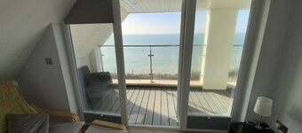 Coastal Cottage In A Stunning Cliff Top Location