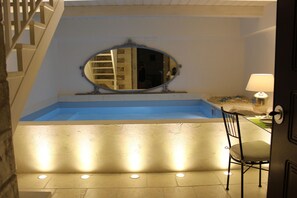 1 chambre, literie hypoallergénique, couette en duvet d'oie, minibar