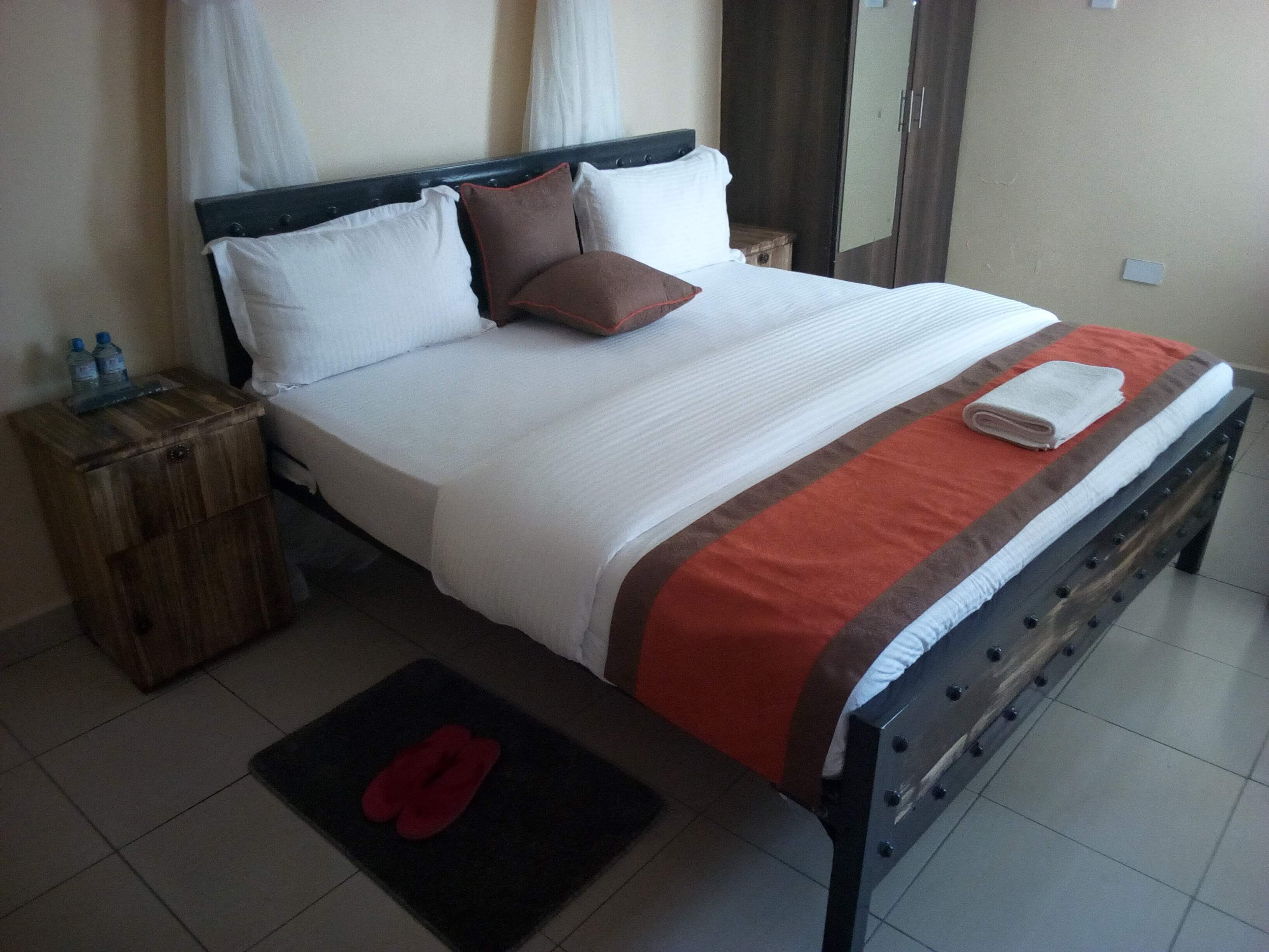 Desk, blackout curtains, free WiFi, bed sheets