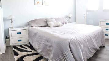 1 bedroom, iron/ironing board, travel cot, free WiFi