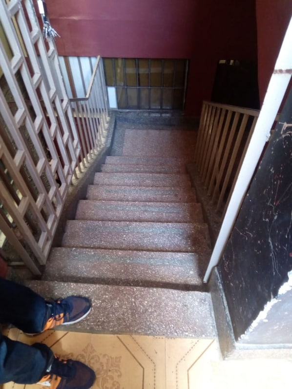Staircase - Ruby G Hotel and Club (Ruiru)