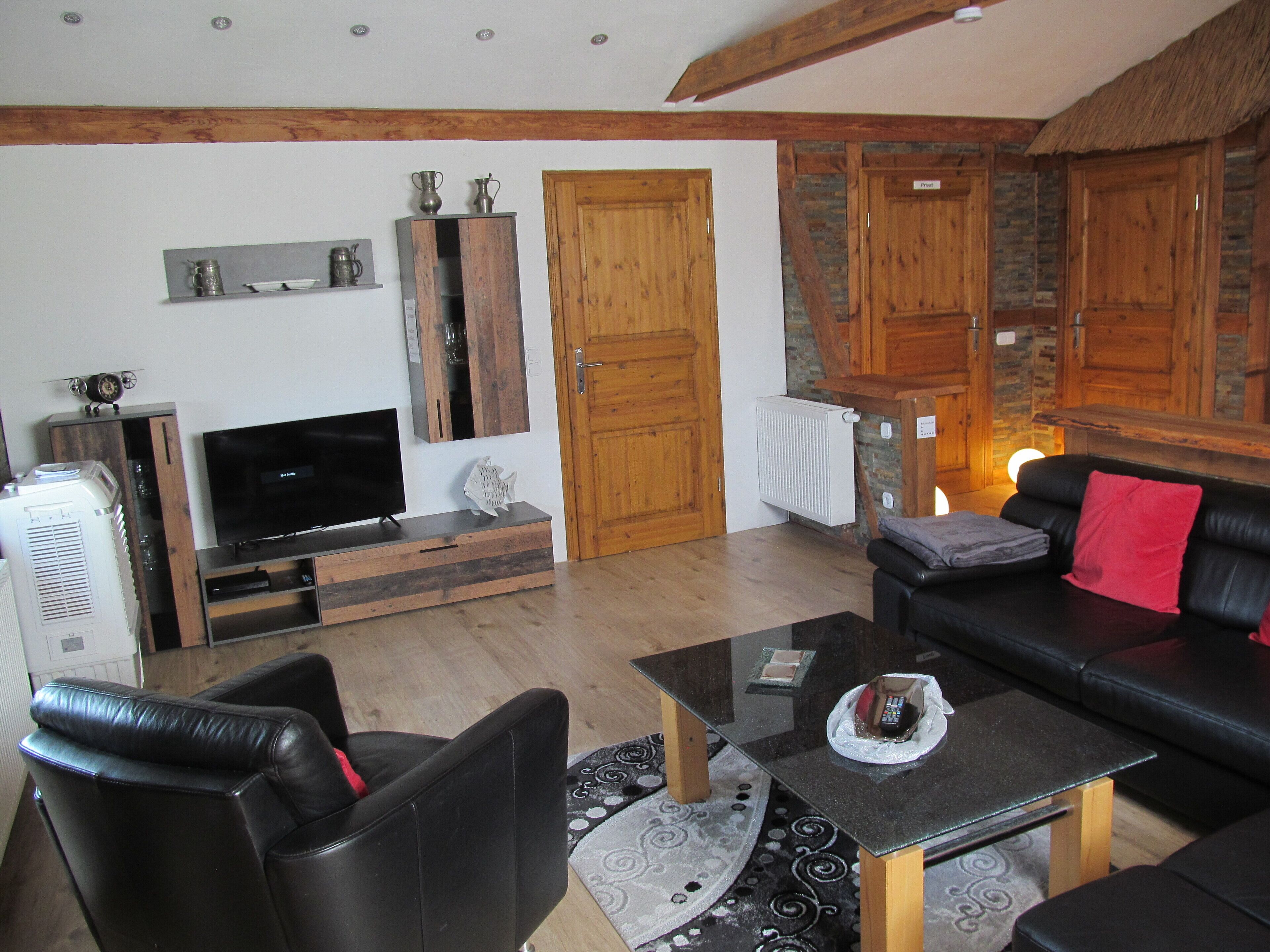 Smart TV, DVD player, books, computer monitors