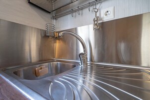 家庭平房, 1 间卧室 | 私人厨房 | 冰箱、微波炉、烤箱、炉灶