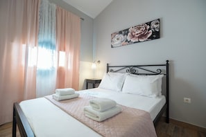 Family Bungalow, 1 Bedroom | Individually decorated, iron/ironing board, free WiFi, bed sheets - Olympia's Apartments (Spata-Artemida)
