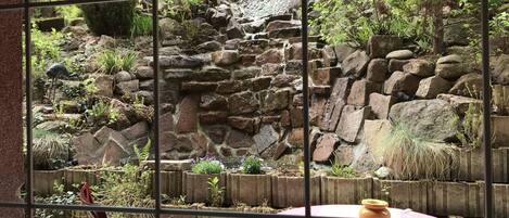 تناول الطعام بالخارج