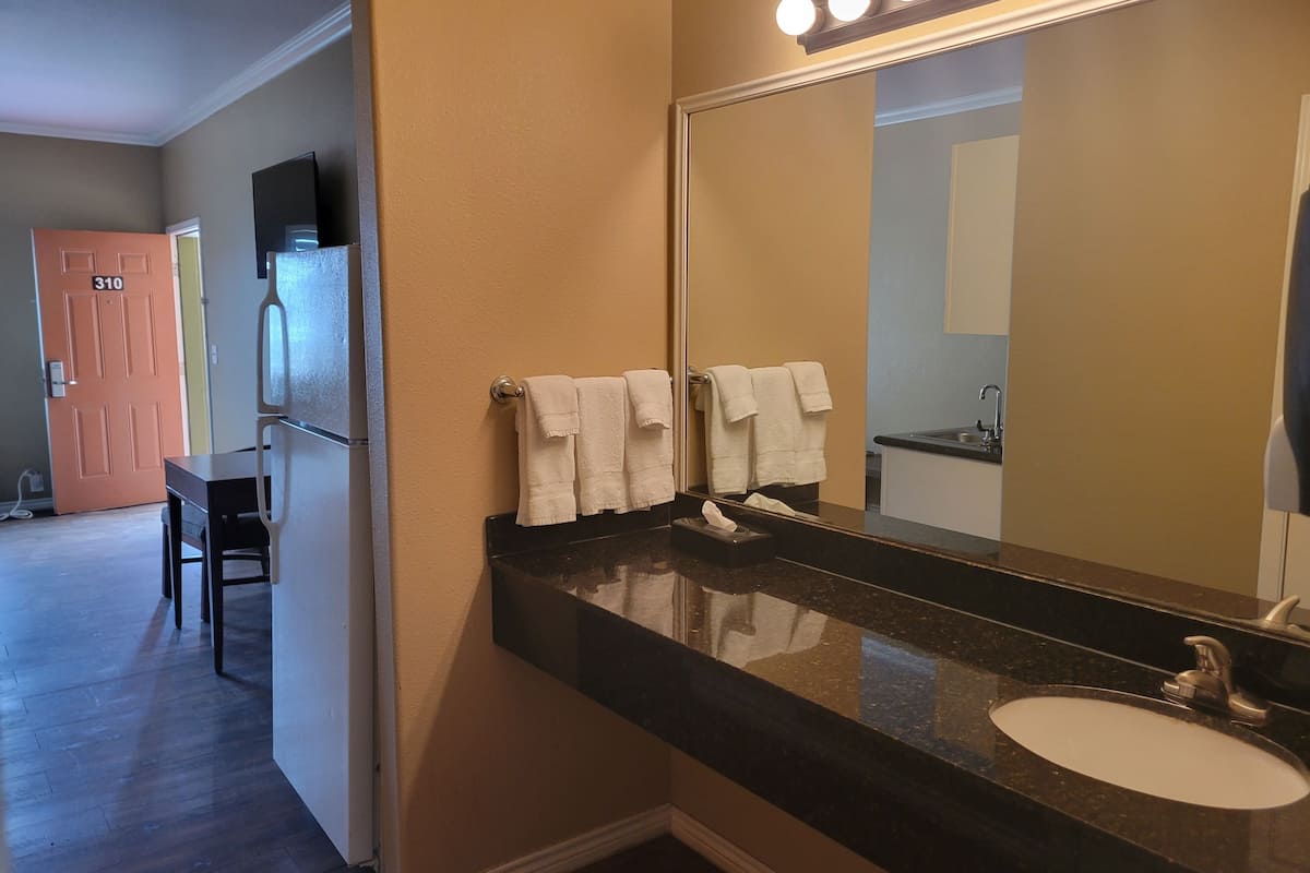 room | bathroom sink