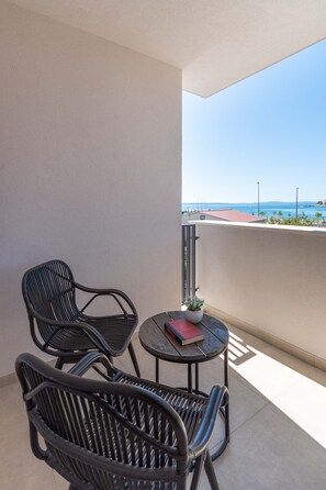 Studio (Jubav) | Terrace/patio
