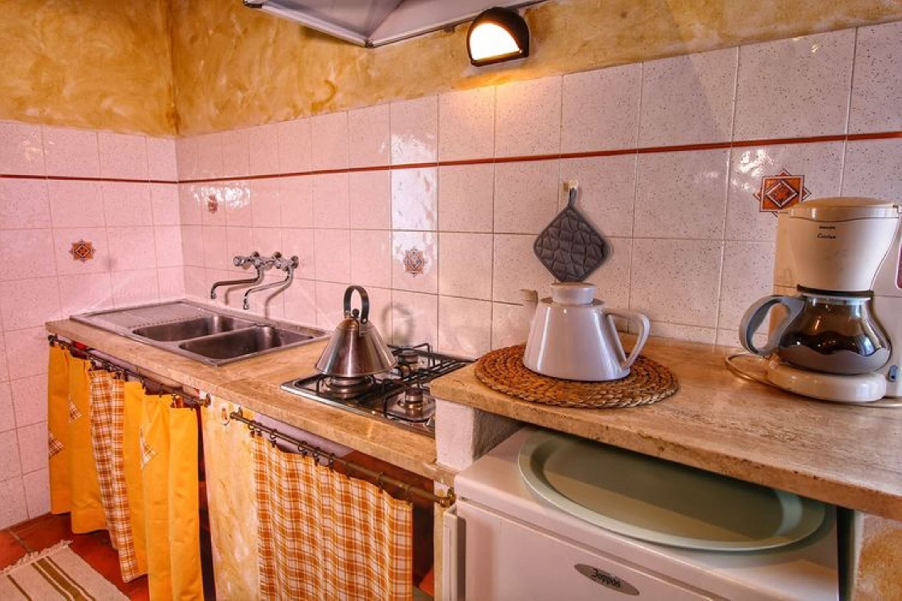 Fogão, cooktop, cafeteira/chaleira