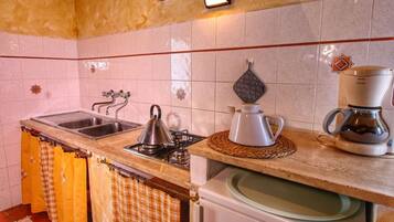 Fogão, cooktop, cafeteira/chaleira