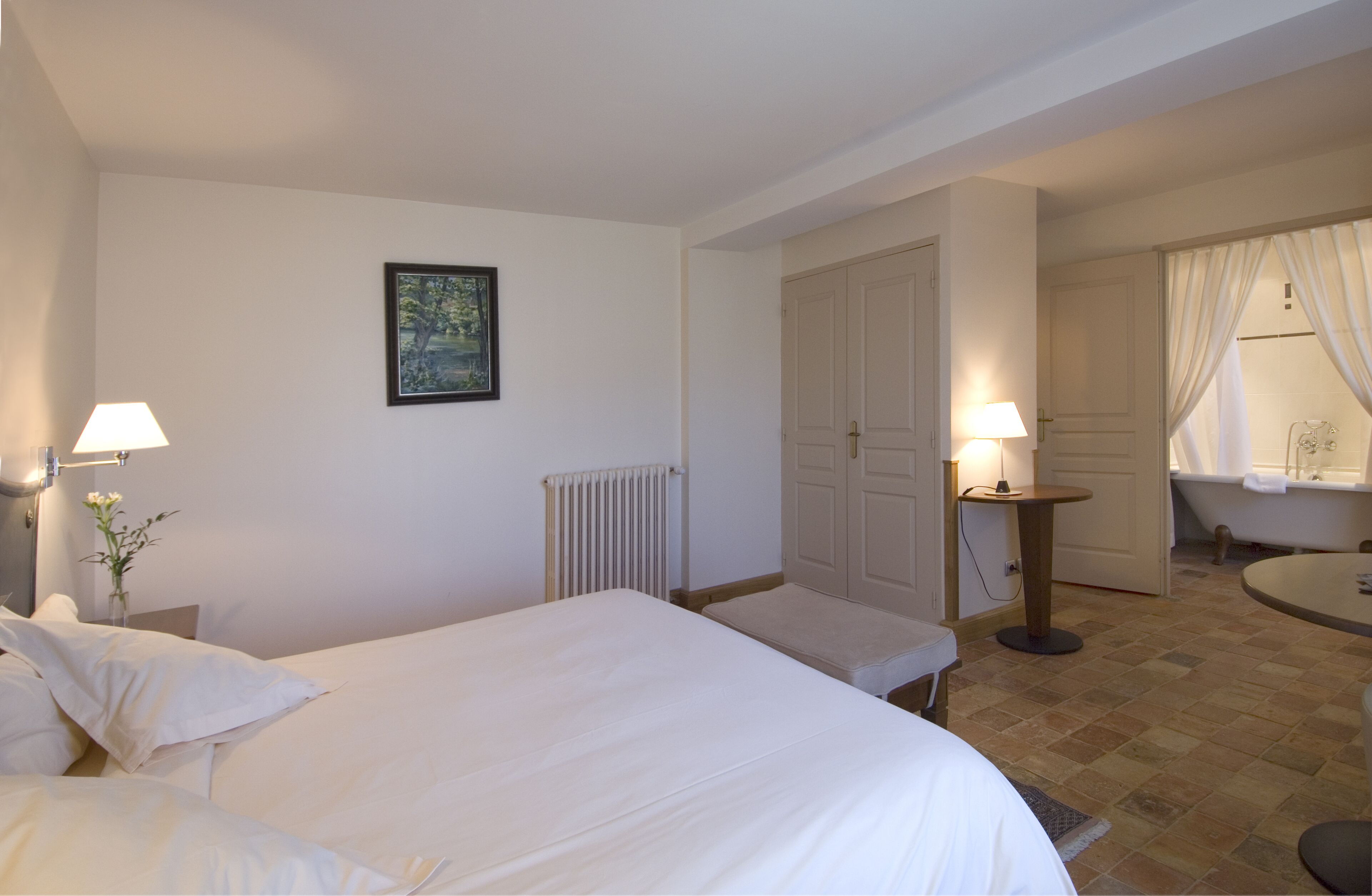 comfort double room | 1 bedroom, minibar, in-room safe, desk