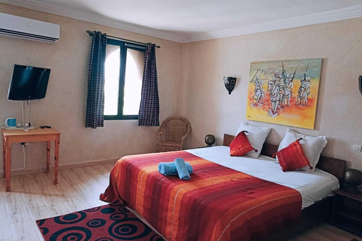 Suite | 1 bedroom, soundproofing, iron/ironing board, free WiFi