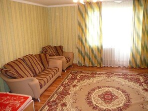 Departamento | Sala de estar | Televisión de pantalla plana 