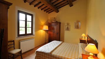 1 chambre, fer et planche Ă repasser, Wi-Fi, draps fournis