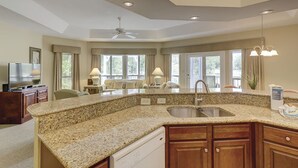 Family Villa, 2 Bedrooms | Private kitchen