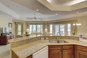 Perhehuvila, 2 makuuhuonetta | Yksityinen keittiö