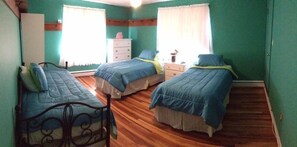 5 phòng ngủ, bàn, truy cập Internet không dây miễn phí 