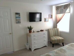 3 間臥室、書桌、免費無線上網