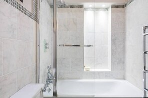 Interior - Traditional 1 Bed Apartment, Pimlico (London)