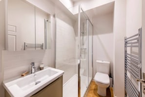 Shower, towels, soap, shampoo
