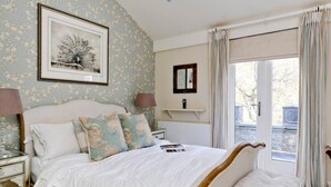 House (3 Bedrooms) | Interior - Delightful 3-bed Family Home, Bayswater (London)
