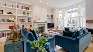Unclassified image, 5 of 31, button - A Wonderful, Bright 4 Bed House in Fulham (London)