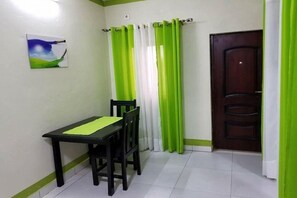 Interior - Admiralty Luxury Apartments Makepe (Douala)