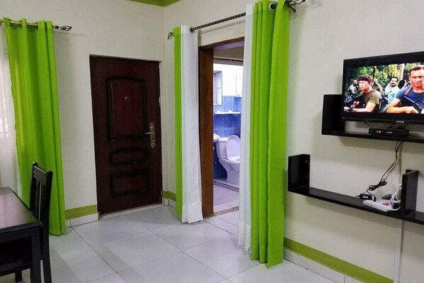 3 bedrooms, WiFi - Admiralty Luxury Apartments Makepe (Douala)