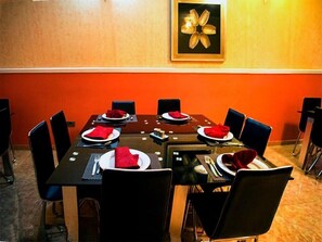 Colazione a base di specialità locali inclusa, servita tutte le mattine 
