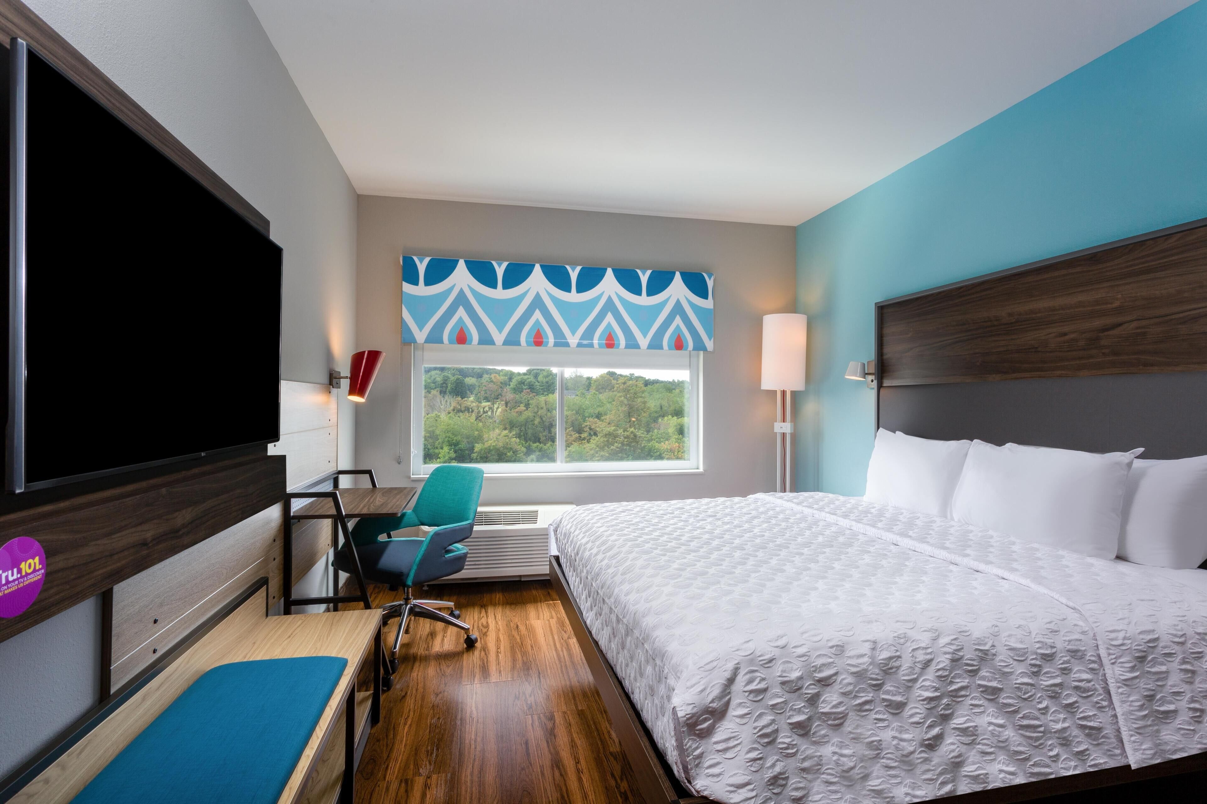 Huone, 1 suuri parisänky | Ilmainen Wi-Fi, vuodevaatteet