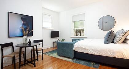 Chic and Characterful Studio Apartment