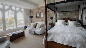 Classic Double Room, Sea View - Penally Abbey Hotel (Tenby)