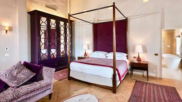 7 bedrooms, internet