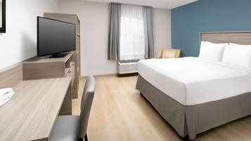 Skrivbord, arbetsyta för laptop, gratis wi-fi och sÀngklÀder