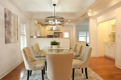 Beautiful new home - mins away from Washington DC