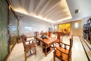 Dining - Yongjiang Hotel (Weng'an County)