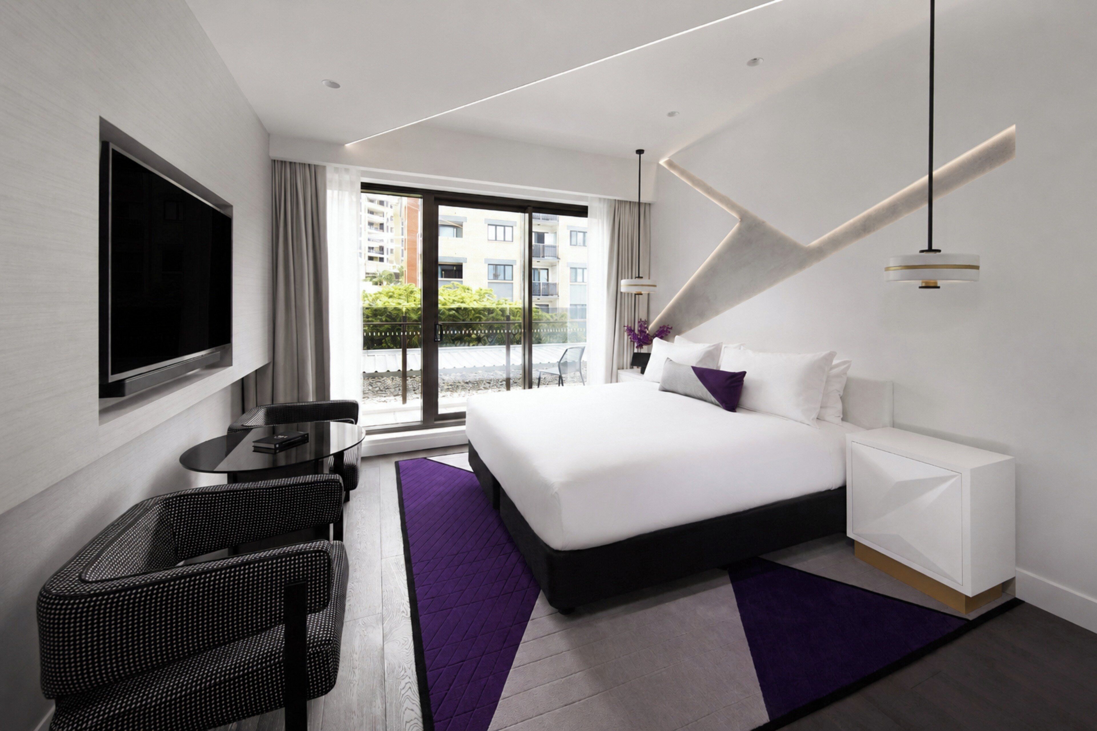 Standard Room, 1 King Bed, Balcony