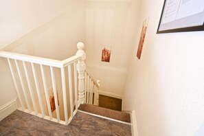 Outdoor pool - Liverpool City Stays - Economy Room - Close to City Centre AA (Liverpool)